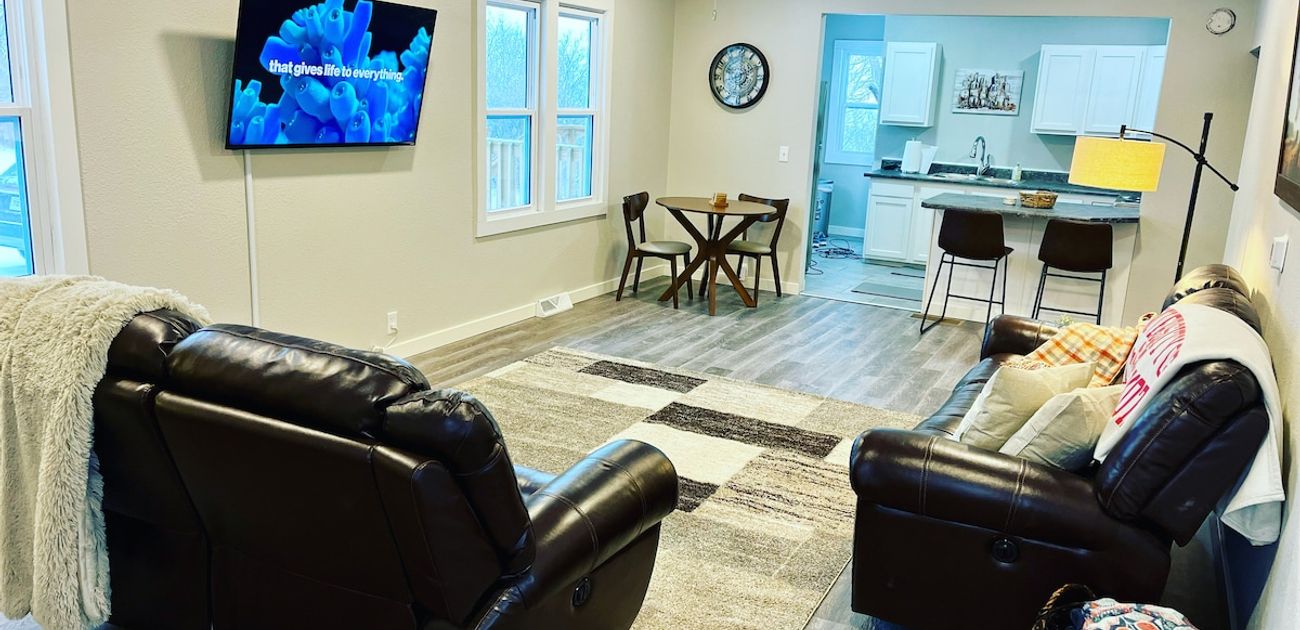 Cozy Coyote Den Vermillion, South Dakota Vacation Rentals HiChee