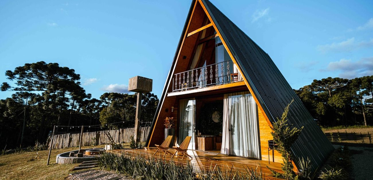 Cabana Cedro | Overlooking the lake - São José dos Pinhais, Paraná ...