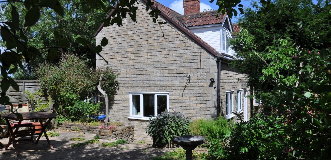 Brook Cottage Annex, Kington Langley Kington Langley, Wiltshire Vacation Rentals HiChee