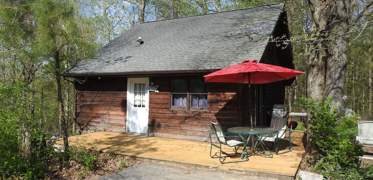 Pine Cabin on 30 Acres! 1 mi. from Carbondale, IL & SIUC Campus ...