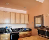 2-floor Rural Hillside Serenity Close to Town.  Hike and Bike from the House