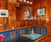 2-floor Rural Hillside Serenity Close to Town.  Hike and Bike from the House