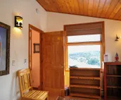 2-floor Rural Hillside Serenity Close to Town.  Hike and Bike from the House