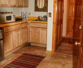 2-floor Rural Hillside Serenity Close to Town.  Hike and Bike from the House
