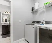 109Beach/Elegant Luxury/Upscale/Gourmet Kitchen/private pool/elevator