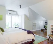 Lovely Sooner Cottage 4 Blocks To OU. Sleeps 7