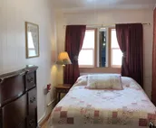 Converted1894 Historic Hotel,Downtown, Buffalo Suite, CITY APPROVED