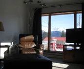The Attic-  Second Floor Apartment, Private Deck With A View, Downtown
