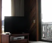The Attic-  Second Floor Apartment, Private Deck With A View, Downtown