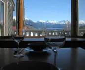 The Attic-  Second Floor Apartment, Private Deck With A View, Downtown