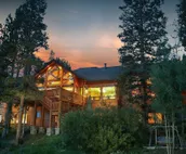 Alpine Vista Lodge: Sweeping Mountain Views; 4 King Masters + bunk; Hot Tub