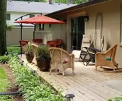 Great northside location, close to everything.  15 min to downtown
