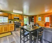Peaceful, Quiet Seward Apt w/Back Yard & Mtn Views