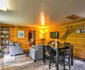 Peaceful, Quiet Seward Apt w/Back Yard & Mtn Views