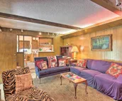 Private Home w/Hot Tub & Patio Near Downtown Tulsa