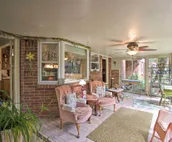 Private Home w/Hot Tub & Patio Near Downtown Tulsa