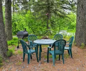 Seward Studio w/ Deck, Outdoor Dining & Mtn Views!