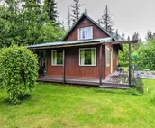 Secluded Seward House with Patio-2 Mi to Kenai Fjords
