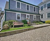 'Captain's Quarters' - Updated P-Town Apartment!