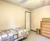 Private Black Hills Home w/ Corral; Horses Welcome