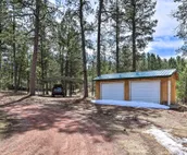 Private Black Hills Home w/ Corral; Horses Welcome