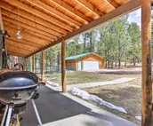 Private Black Hills Home w/ Corral; Horses Welcome