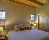 Hidden Santa Fe Gem - Located in Tesuque Hills!