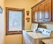 Black Hills Getaway w/ Deck - Near Hiking Trails!
