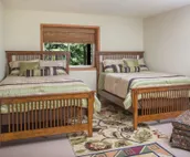 The Price is Right at the Starbright House: Cheery & Quiet Family Home