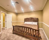 Extravagant Atglen Manor w/ Private 60-Acre Land!