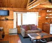Alyeska Hideaway Log Cabins - Glacier Cabin