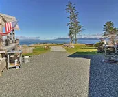 'A Room with a View' Peaceful Retreat on PoW