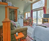 'A Room with a View' Peaceful Retreat on PoW