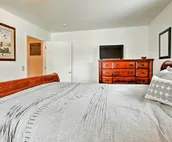 NEW! Spacious Home Minutes to Downtown and the Glacier!