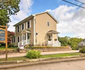 Pawcatuck Riverfront Home w/ Yard - Mins to Beach!