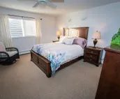Clean, Quiet And Professionally Decorated. Close To All Amenities.
