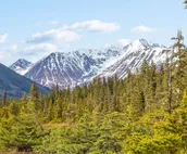 Studio with private hot tub, WiFI, & tranquil glacier views