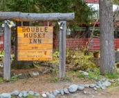 Studio with private hot tub, WiFI, & tranquil glacier views