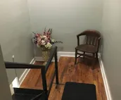 Vineyard Mansion - Carriage House - 1 Queen 1 Full Bed