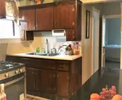 Vineyard Mansion - Carriage House - 1 Queen 1 Full Bed