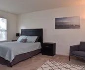 ❤️Splendid 4 BEDROOM in updated home-Sleeps 12❤️