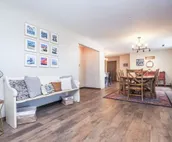 Charming Lake House within Walking Distance from Lake