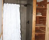 Lake Front, Farmstyle Cabin on Lake Kampeska w/ Dock & the View