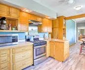 Custer Home w/Deck & Porch - Walk Downtown!