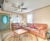 Oklahoma City House w/ Yard - 10 mins to Downtown!