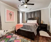 Howes Capitol II-Sleek & spacious-walk to OU Med