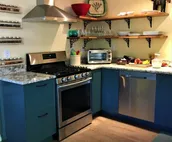 Killer location family friendly, walkable to trails and hiking