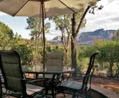 Killer location family friendly, walkable to trails and hiking
