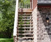 Rock Creek Loft Guest House neighboring Lake Perry