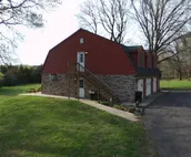 Rock Creek Loft Guest House neighboring Lake Perry